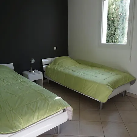 Apartment Kalliste L'isulana *