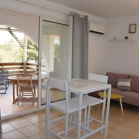 Kalliste L'isulana Apartment *